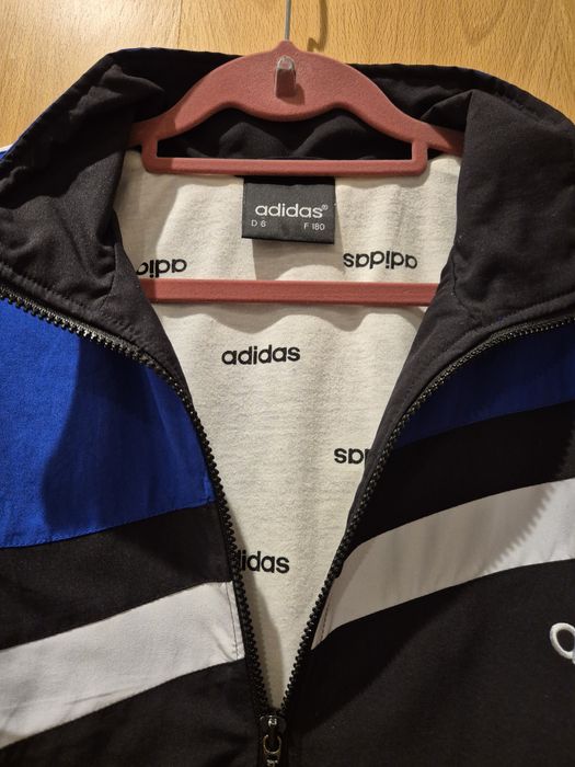 Casaco de fato de treino, da marca Adidas