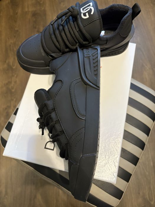 Кроссівки весна, осінь