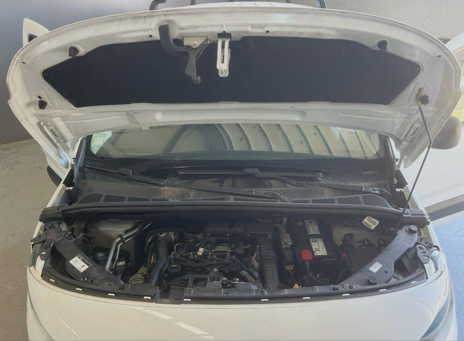 Peugeot Partner Standard  Premium Longa  1.5 BlueHDI  Longa. de 2019