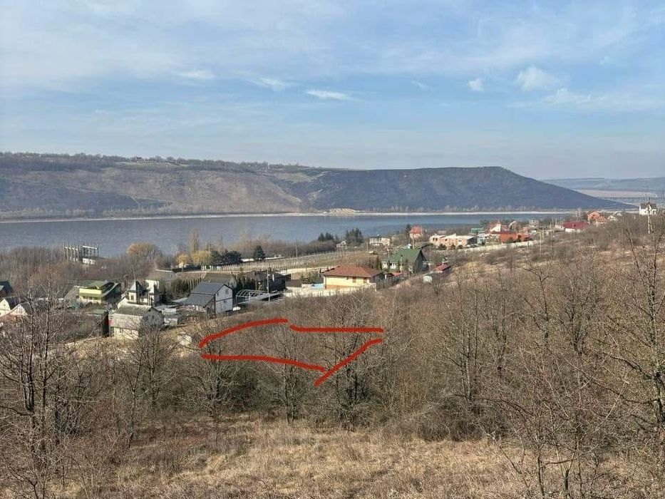 Продам земельну ділянку з чудовими видами в Бакоті