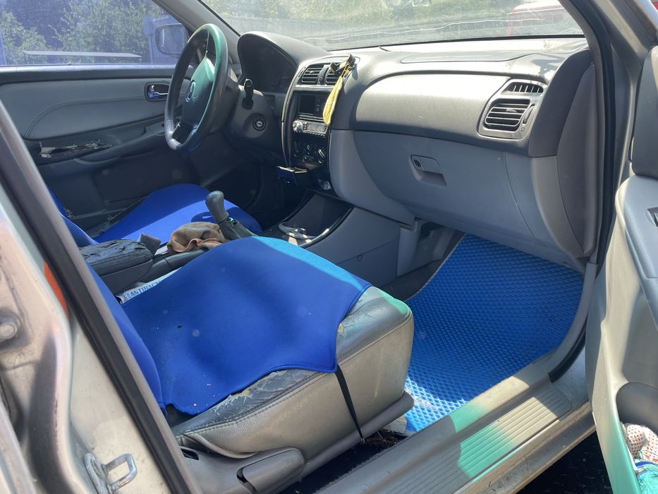 Mazda 626 2001рік 1,8 газ/бензин
