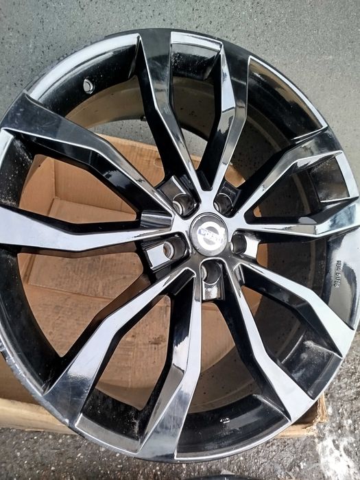 A422#Alufelgi uzywane 21" 5x108 Et 41 9J Volvo XC90 XC60 V90 Cross