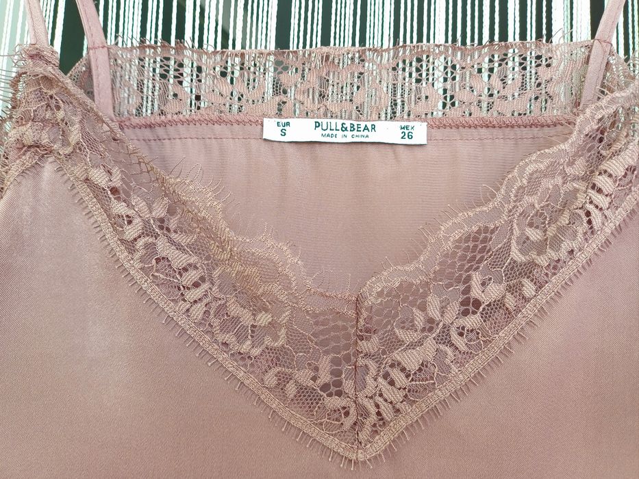 Camisa de noite (vestido), rendada, de cor rosa velho da Pull&Bear (S/XS)