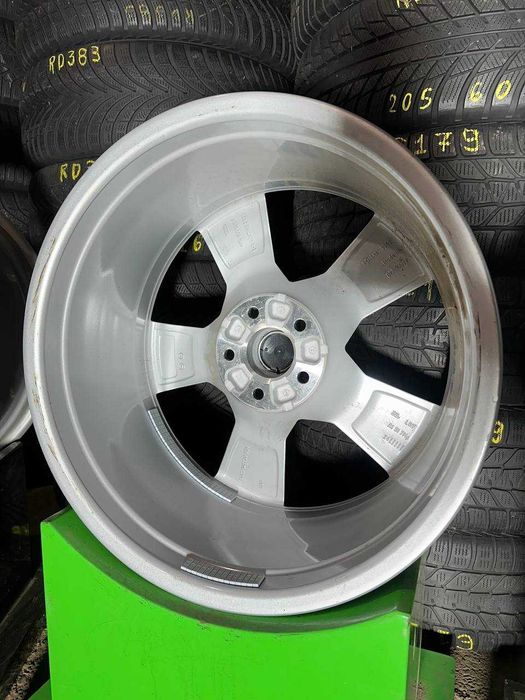 5х112 R19 8j et28 dia66,5 Audi OEM Q7 ( 4m0601025f ) комплект дисків