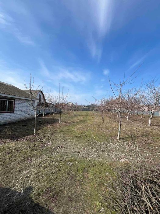 Продаж земельної ділянки з гаражем  в с. Геронимівка.