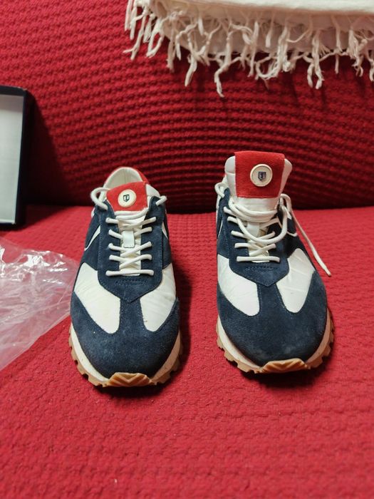 Sapatilhas Suits inc