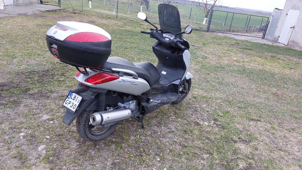 Vamaha x-max 125 cm³