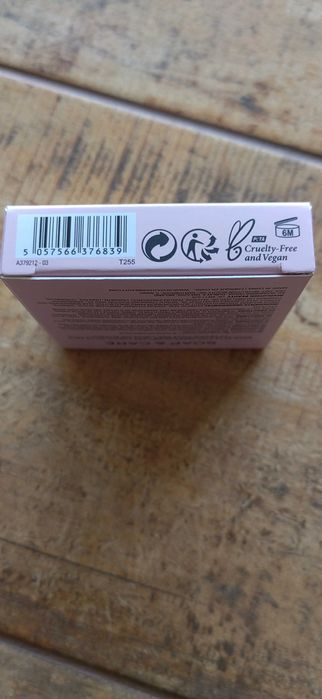 Mydło do stylizacji brwi Revolution Soap Styler NOWY