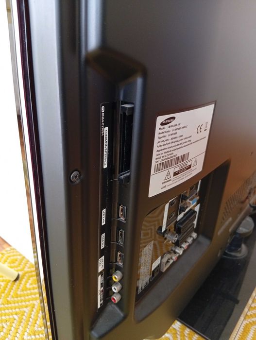 Televisor LCD Samsung 40 polegadas
