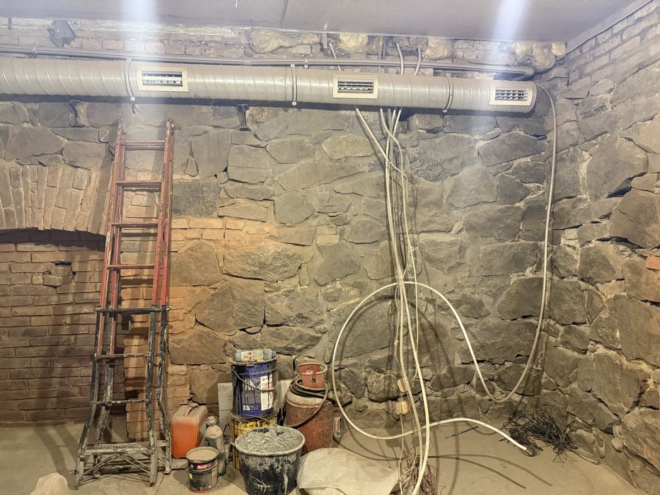 Продаж приміщення на вул. Магістратській, свій вхід, АГО