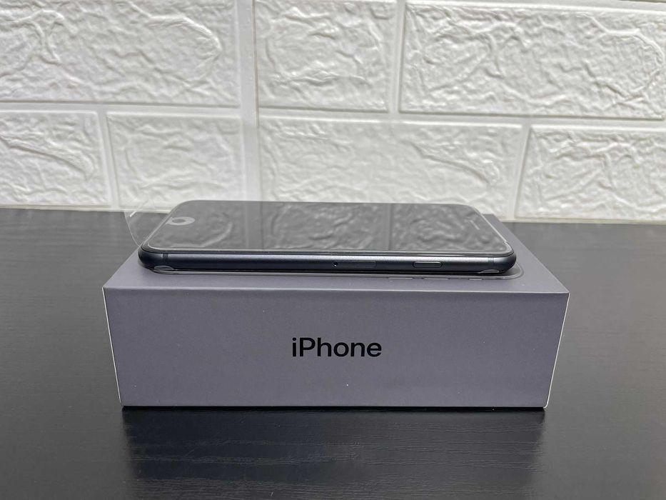 Apple iPhone 8 128gb Neverlock NEW Не активований 100% АКБ