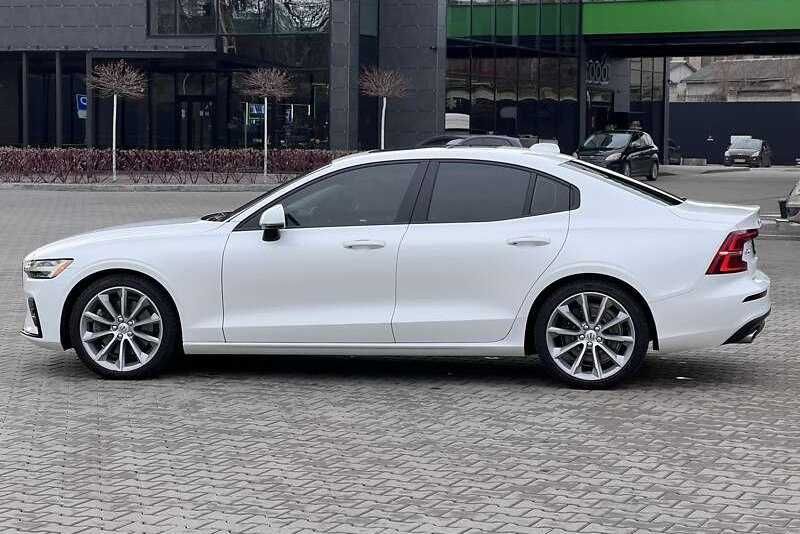 Volvo S60 Momentum 2020