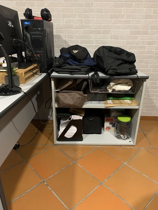 Secretaria Usada com Arrumação