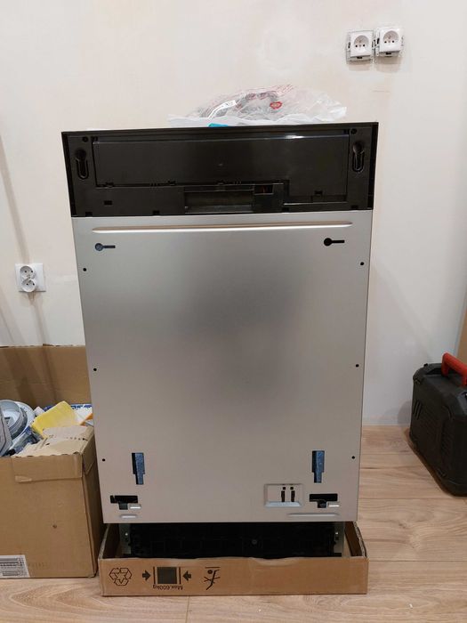 NOWA zmywarka Haier I-Pro Shine Seria 4 XI1C3TB2FB