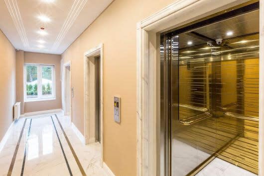 Посуточно квартира в Аркадии, Одесса. King-size кровать. Паркинг