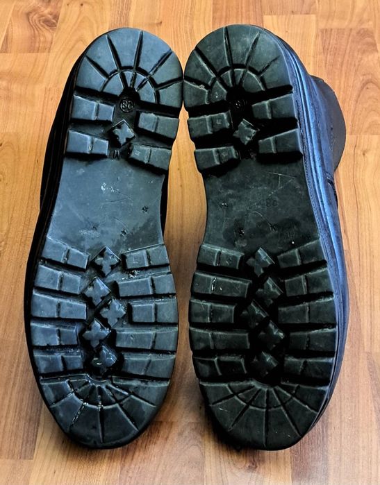 Берці, ботінки Minerva