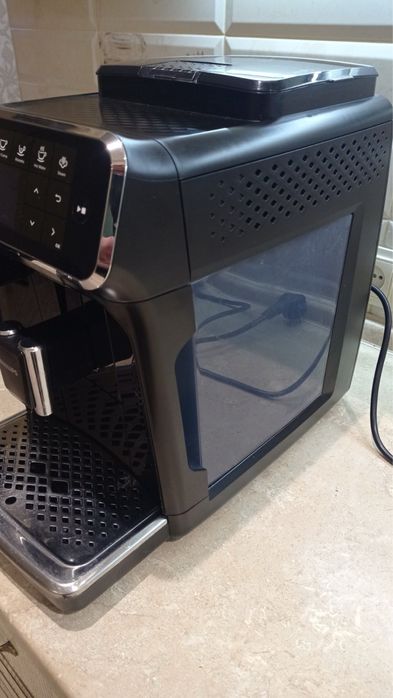 Кавомашина Philips Series 4300