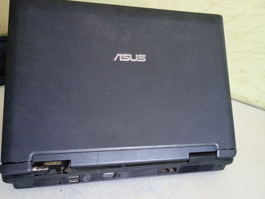 Ноутбук ASUS  X80L