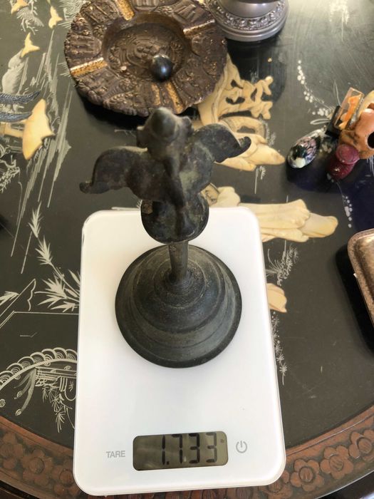 Sino hindu Garuda — ghanta de puja, 1,73 kg, Índia - Sino Ritualístico de Altar em Bronze Fundido