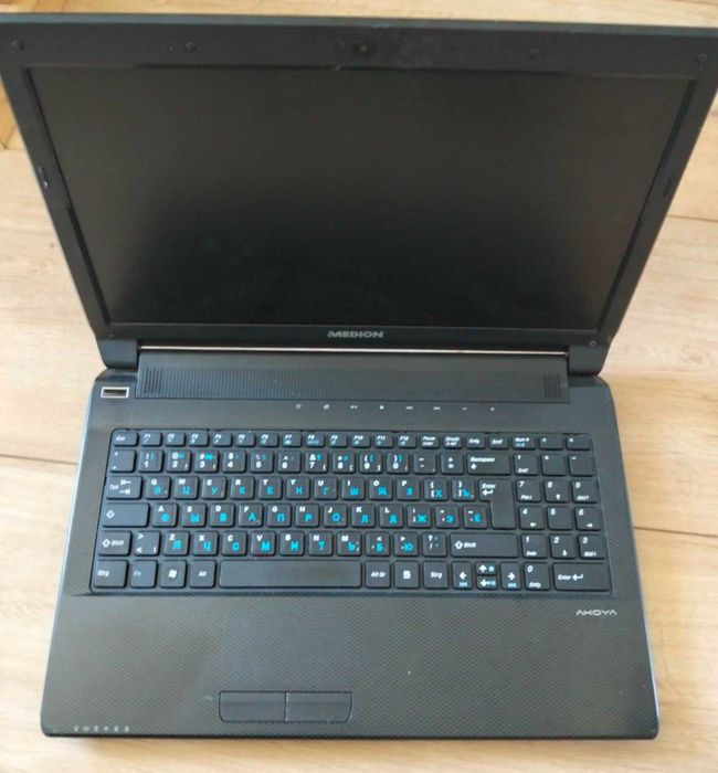 ноутбук Medion i7\8 озу\240гб ssd\ geforce 650 2Гб