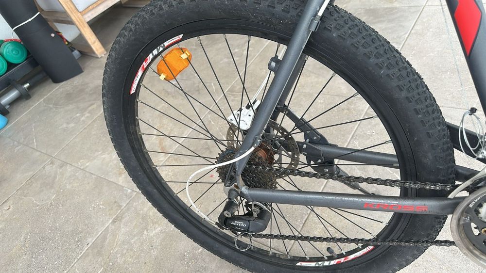Bicicleta de Montanha  de marca Kross Xexagon V8