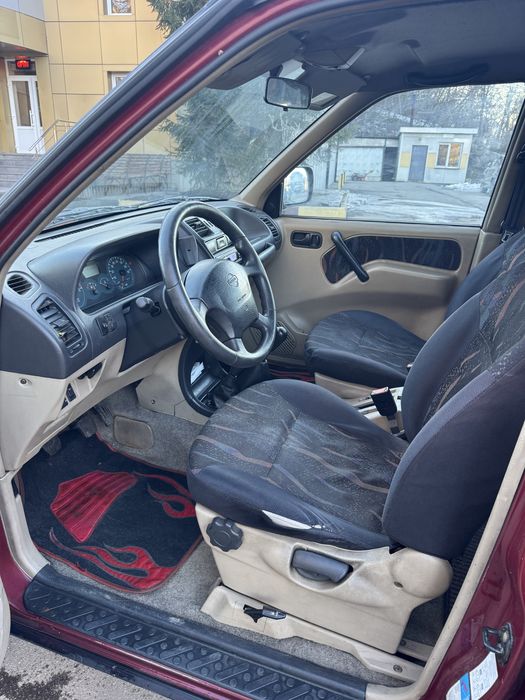 Nissan Terrano 2 2.7 TDI