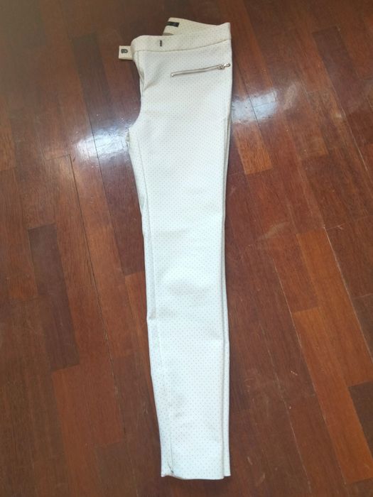 Calças Brancas/Pérola com bolinhas pretas Zara
