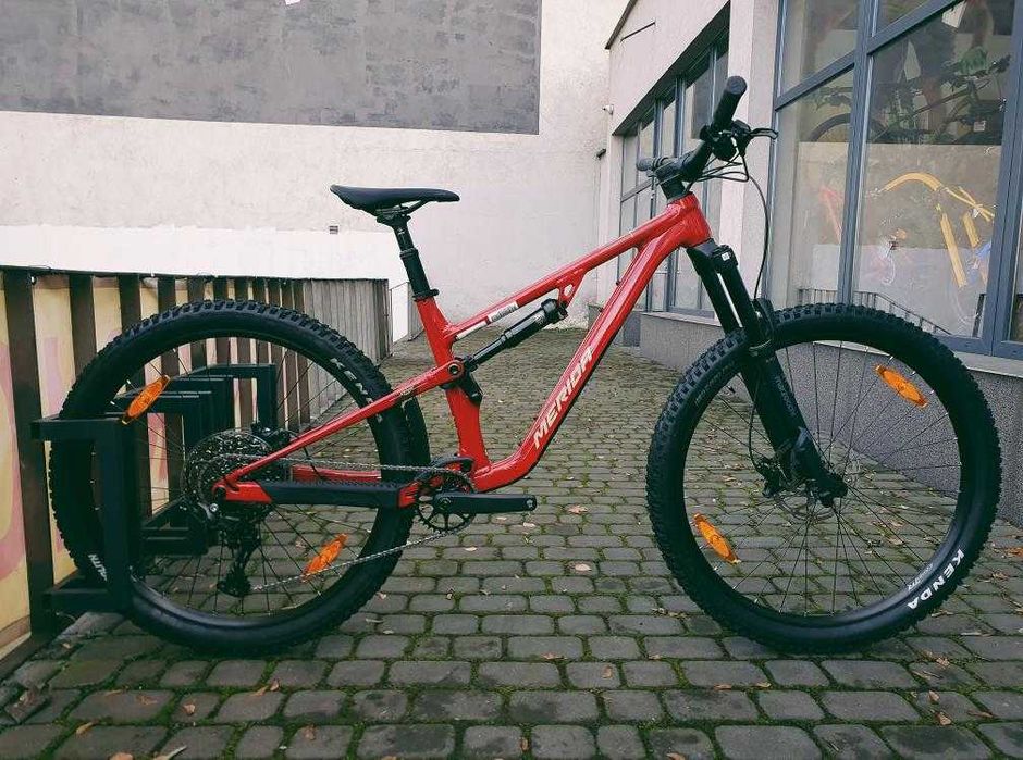 Merida One-Forty 400 MID (17"], czerwony, -37% OKAZJA!