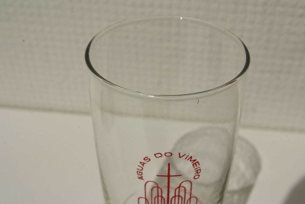 Copo antigo das Águas do Vimeiro. Grandes Fontes Santas