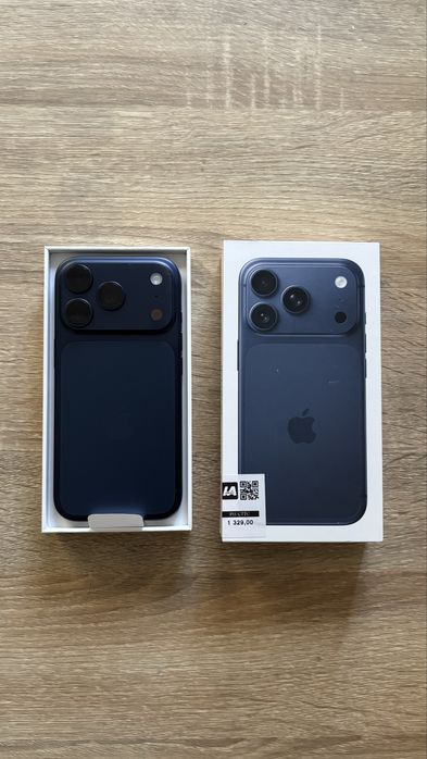 iPhone 17 Pro Deep Blue - C/ 14 Ciclos de Carga
