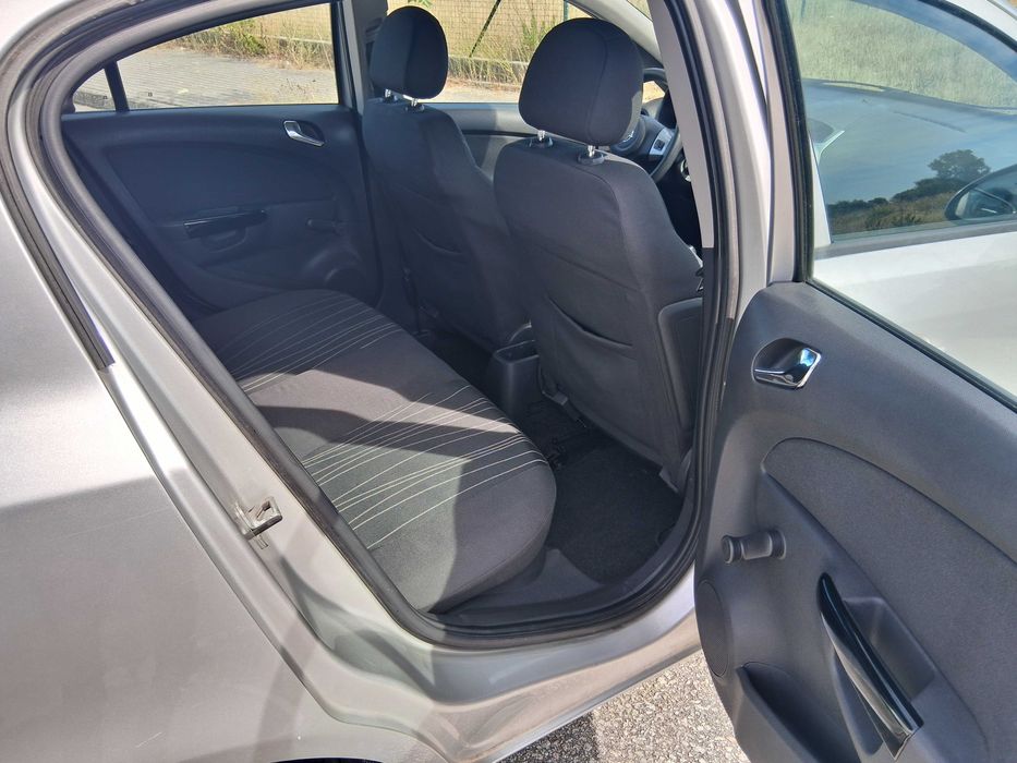 OPEL CORSA 1.3 CDTI - Poucos km