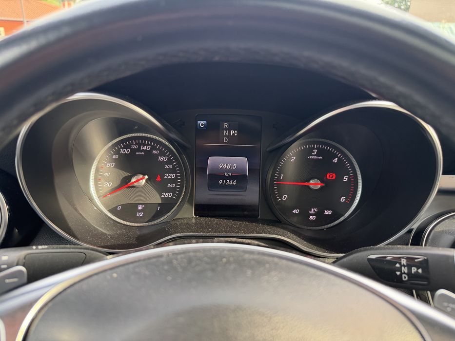 Mercedes benz glc 220 amg