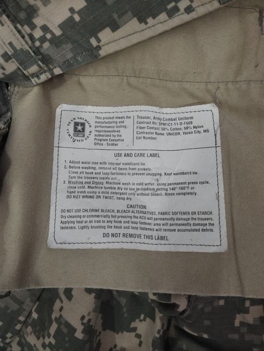 Spodnie wojskowe US Army camo UCP  roz S regular