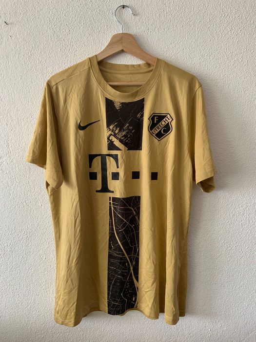 UTRECHT 2021/2022 Third Football Shirt Nike Jersey Size XL