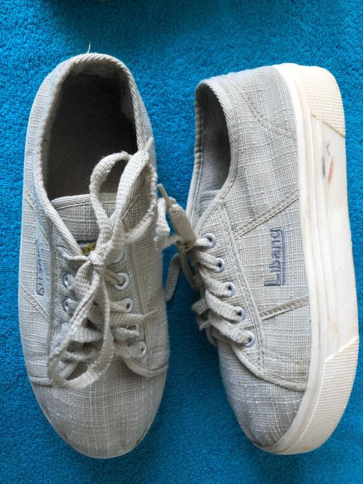 Тапочки кроссовки кеды мокасины туфли женские 39-40 р