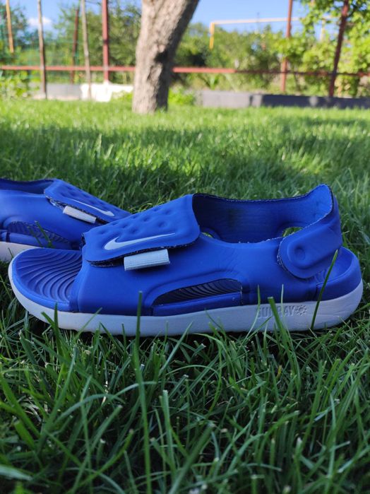 Дитячі сандалі Nike Sunray Protect 2, розмір 30 (~19 см)