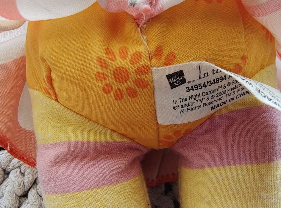 Interaktywna Upsy Daisy Hasbro 35cm