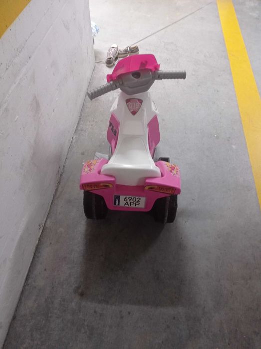 Scooter criança a bateria