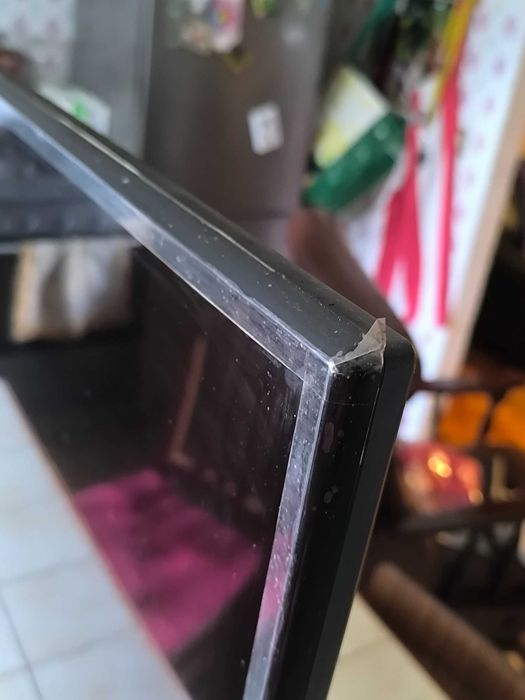 Smart TV LG 49 Polegadas (1 metro e 22 centímetros )