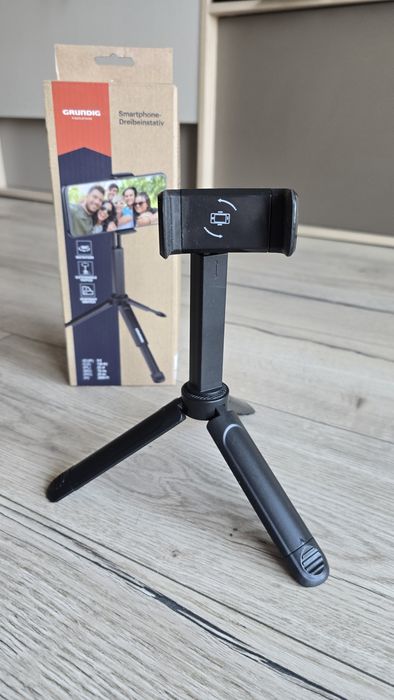 Statyw selfie stick Grundig  do smartfona