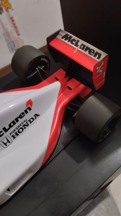 Ayrton Senna McLaren Honda MP4-6, minichamps 1:18 (novo)