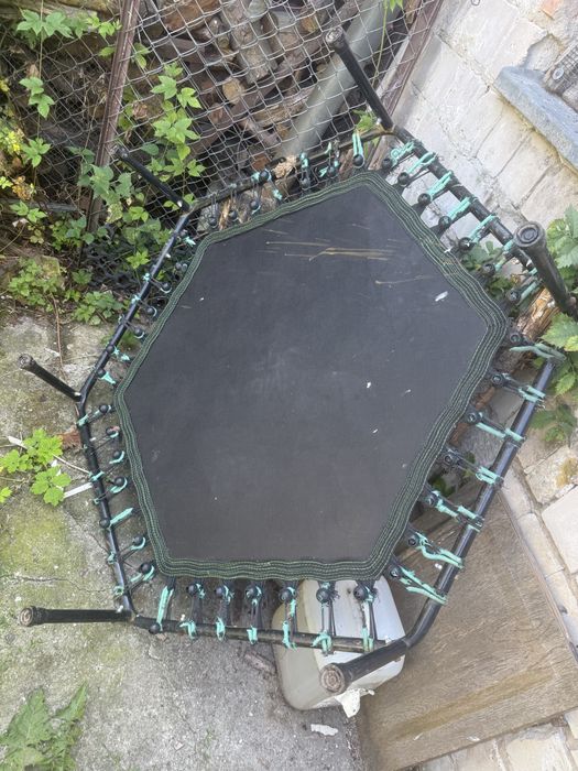 Trampolina do skakania