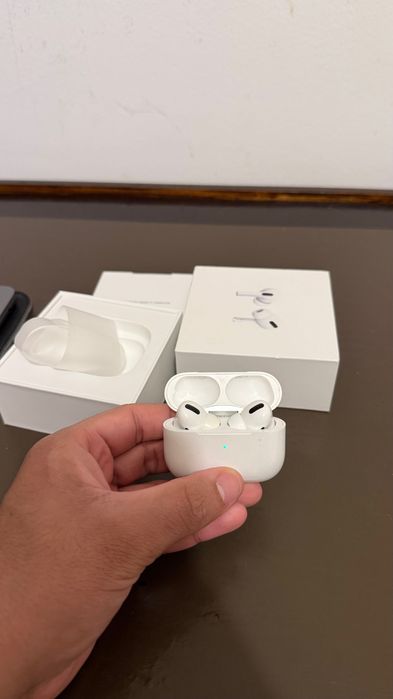Airpods Pro 1 (sem marcas de uso); perfeitas condições