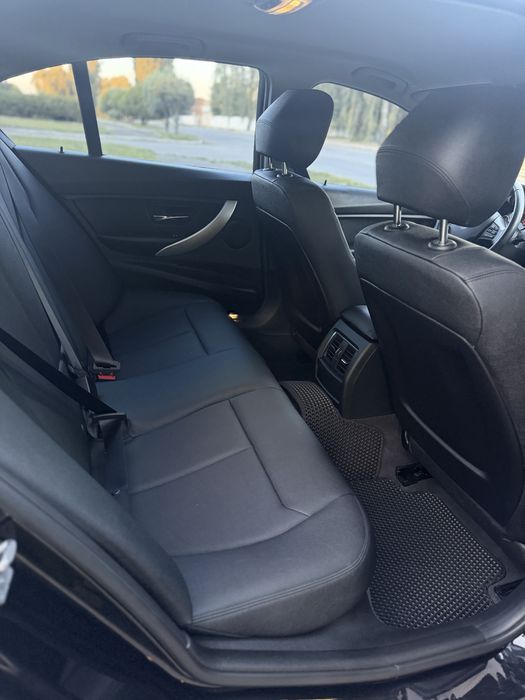 Продам Bmw 3-series f30 320i