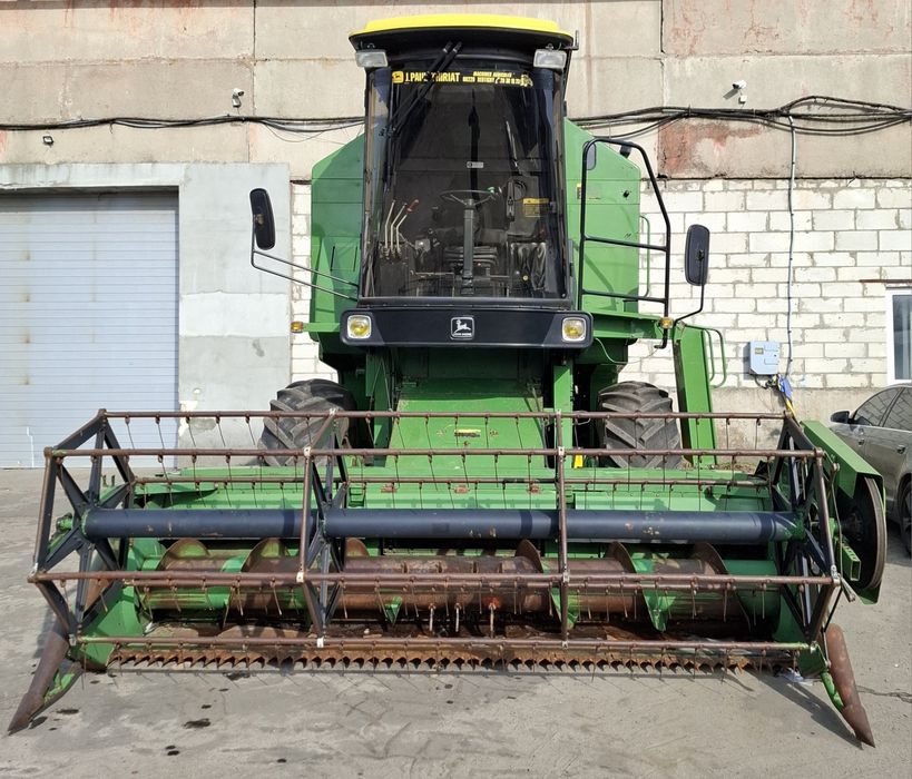 Продам комбайн Джон Дір 1055