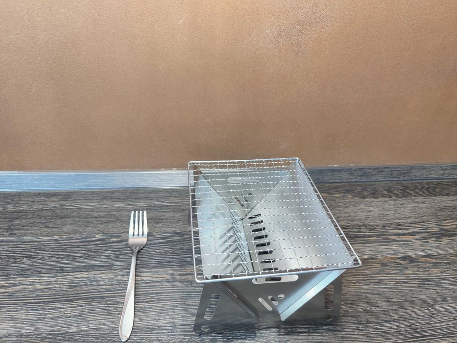 Mini Grill - turystyczny, kempingowy - z nierdzewnej stali