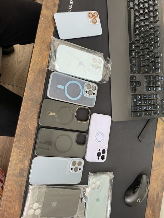 Iphone 13 pro 128GB + 8x etui ( bateria 79%)