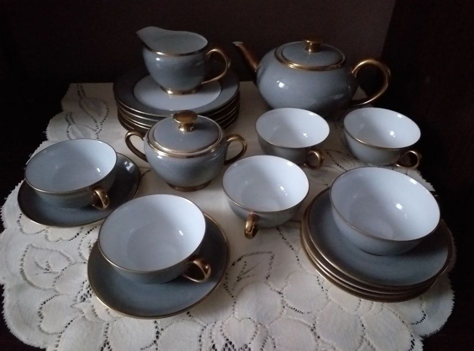 Porcelanowy serwis kawowy Koengszelt .