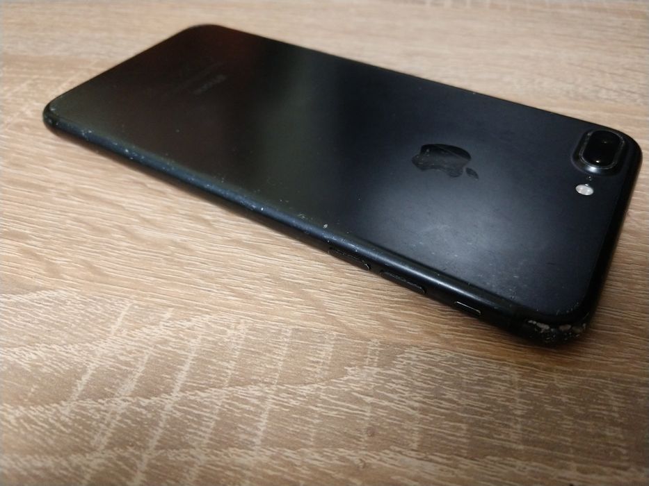 iPhone 7 plus не робочий