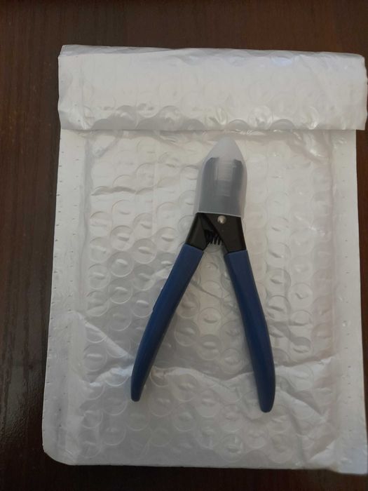 кусачки для ногтей. новые